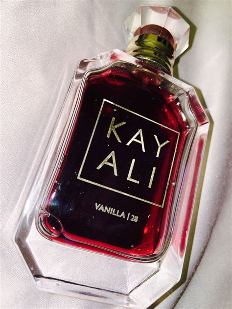 kayali perfume.